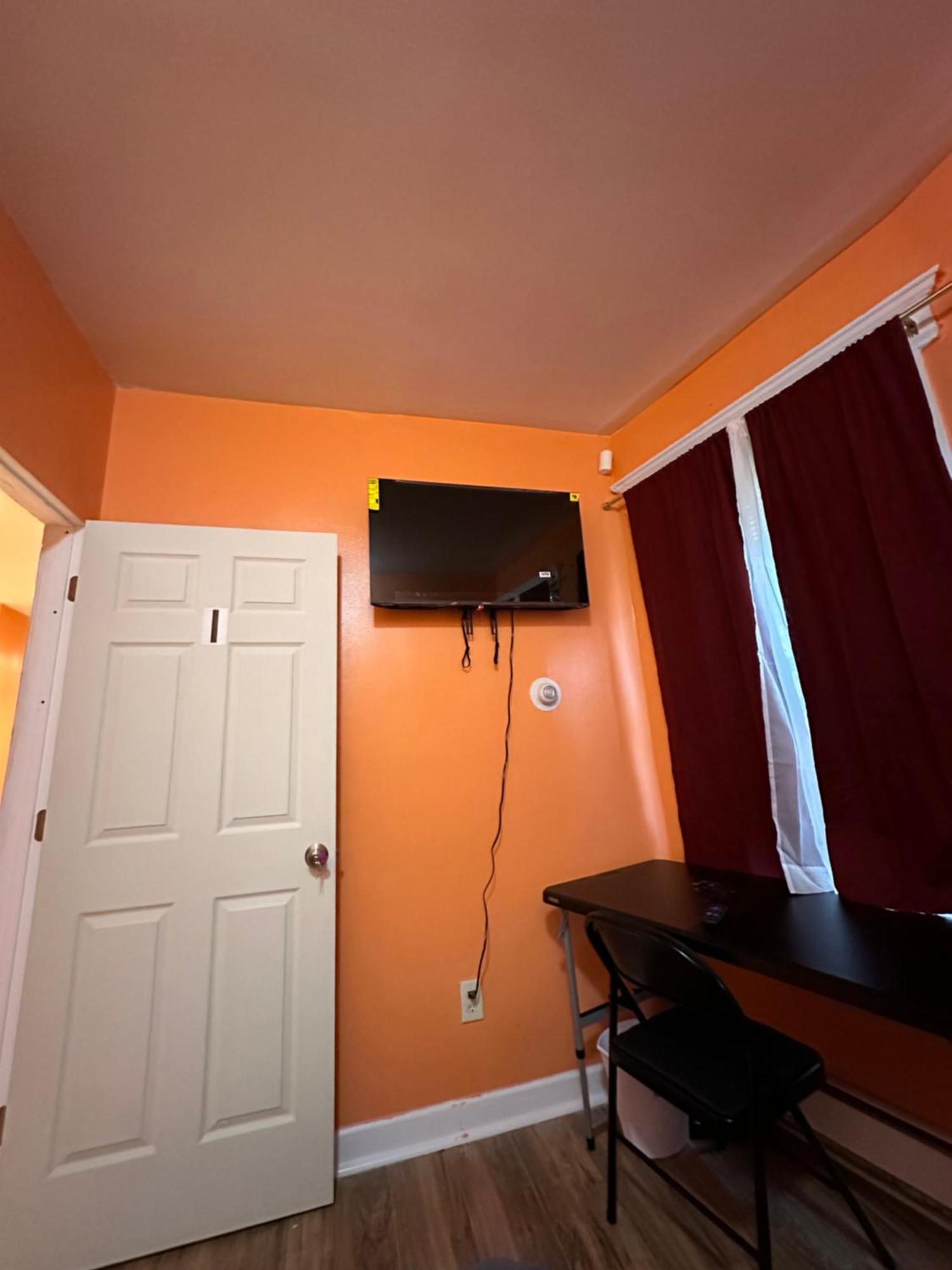 Fidellia Iron Room, Queen Bed Minutes From Newark Liberty International Airport And Newark Penn Station 외부 사진