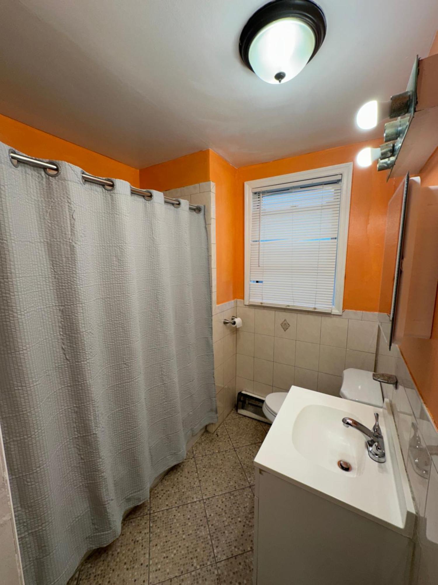Fidellia Iron Room, Queen Bed Minutes From Newark Liberty International Airport And Newark Penn Station 외부 사진