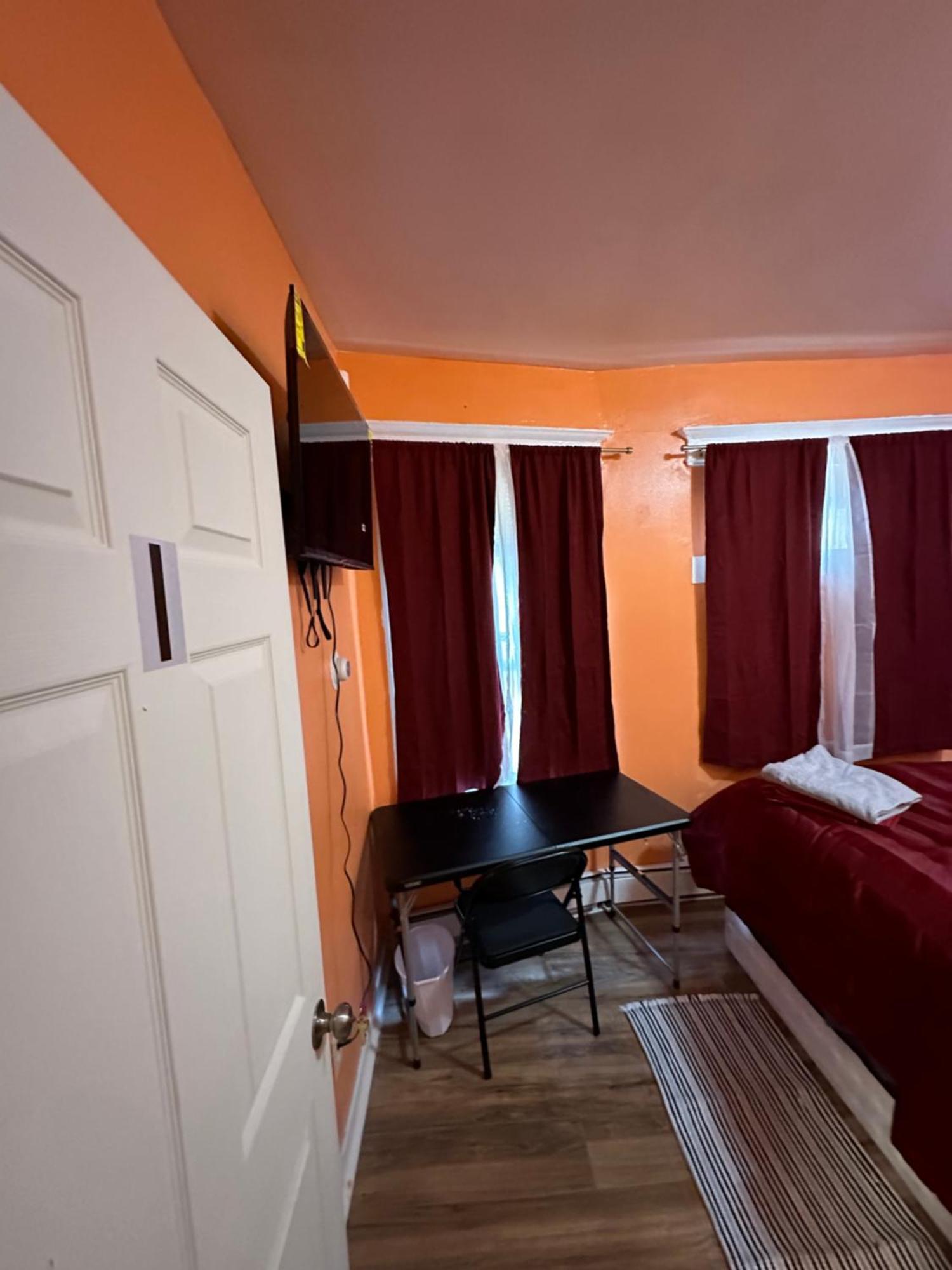 Fidellia Iron Room, Queen Bed Minutes From Newark Liberty International Airport And Newark Penn Station 외부 사진